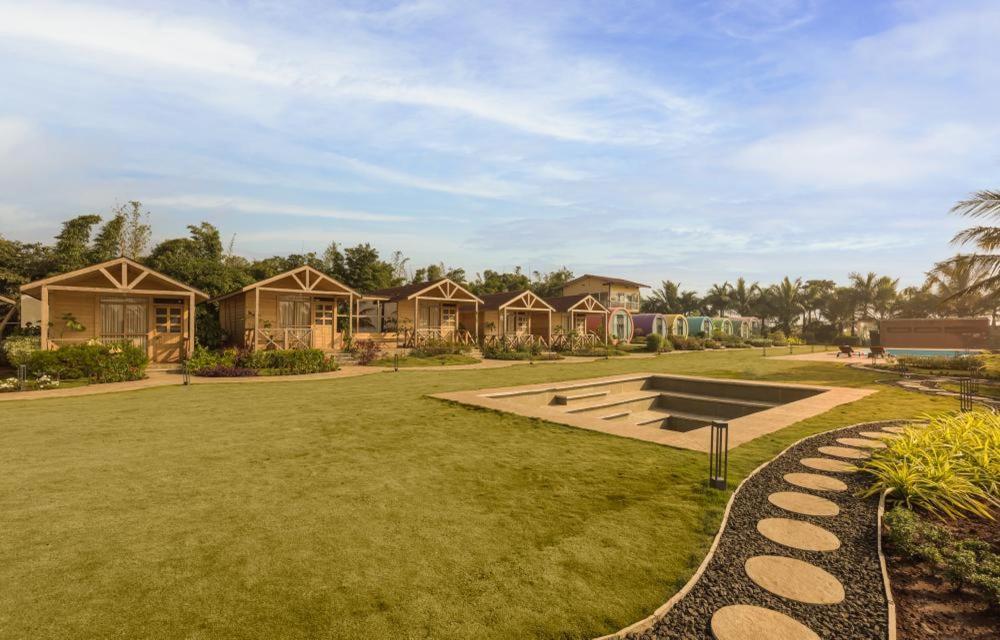Waterscape Retreat Girnare Ngoại thất bức ảnh